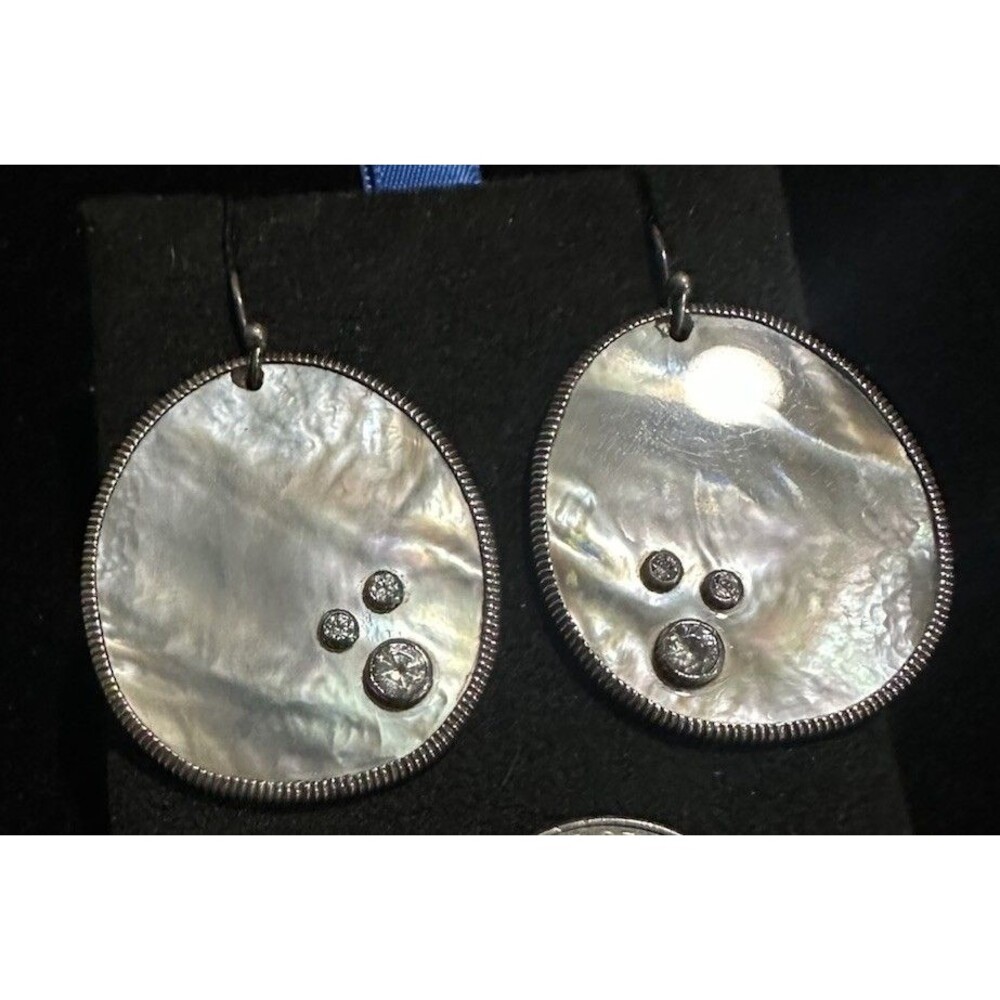Modernist Vintage Pair Silpada 925 Sterling White Mother of Pearl CZ Earrings